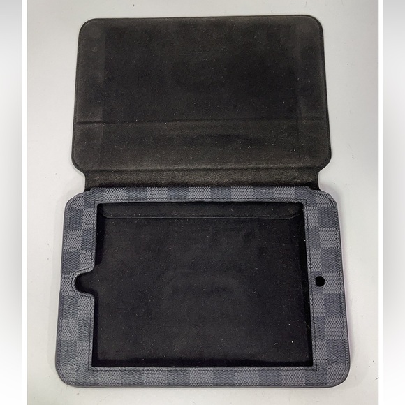 Louis Vuitton Damier Graphite IPad Mini Folio Case - Picture 8 of 10